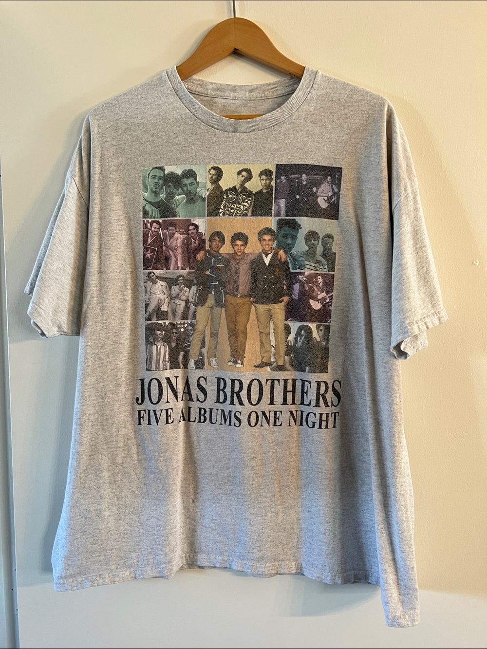 Jonas Brothers five albums one night tee